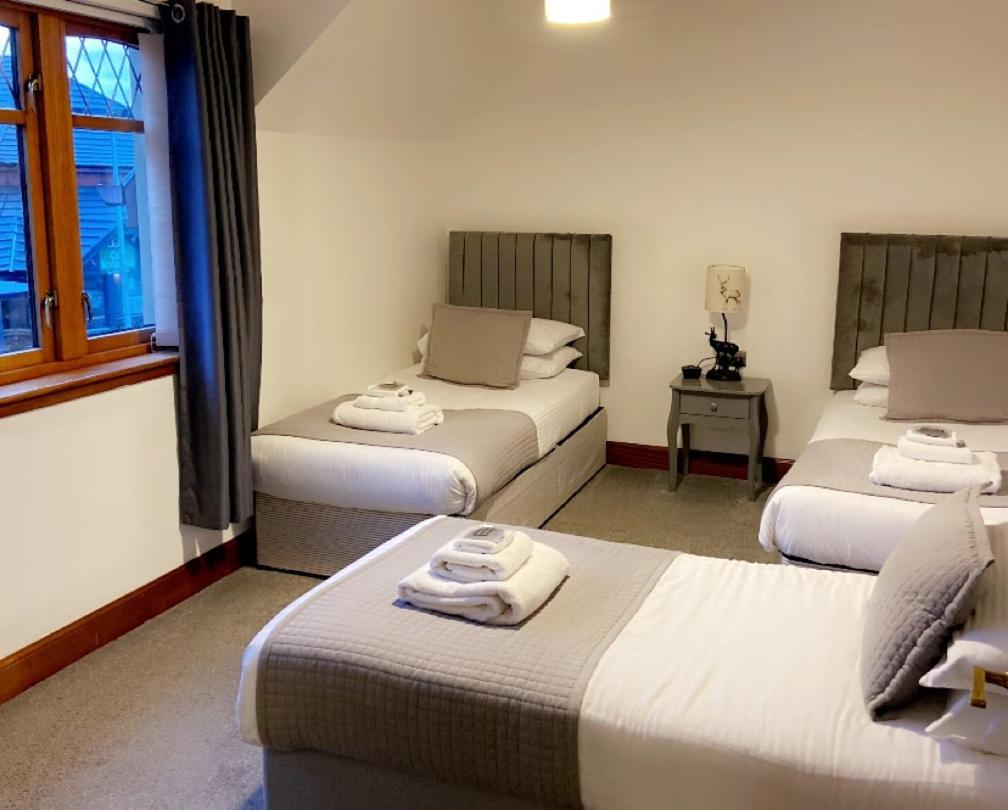 Victoria House Bed And Breakfast Fort William Eksteriør billede